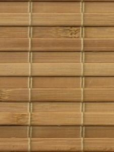 La matière du store enrouleur bambou BC 30 même à la préparation du store bambou romain. Store pour terasse